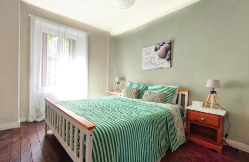 Le Dorat Apartment | Number 22 - Le Dorat - Apartment 3 with garden & free parking