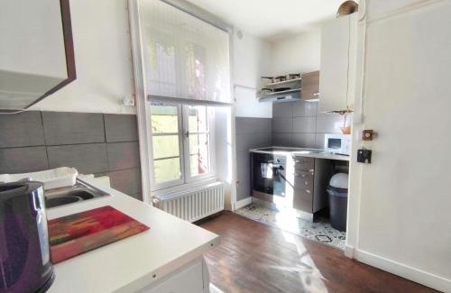 Le Dorat Apartment | Number 22 - Le Dorat - Apartment One with garden & free parking