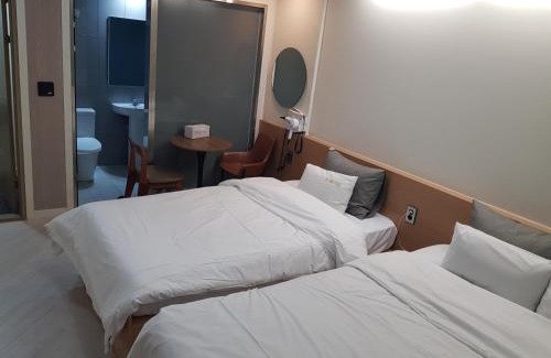 Buk-gu Hotel | Number 25 Hotel