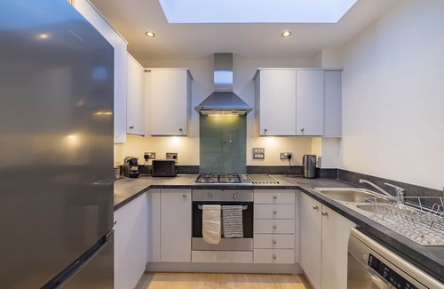 Maenporth House | Number 27, Swanpool