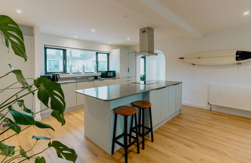 Croyde Cottage | Number 8 - a house that sleeps 8 guests in 4 bedrooms