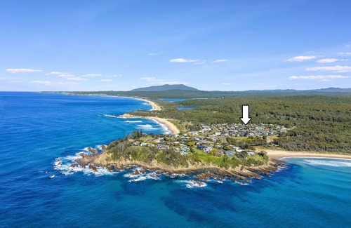 Potato Point House | Number 8 Potato Point. One of a kind, in the bush by the beach.
