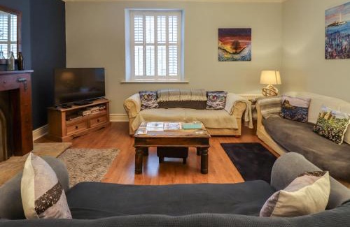 Amble House | Number Seventeen