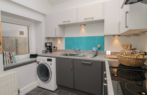 Newland Near Ulverston Cottage | NUMBER THIRTY-NINE, family friendly, with a garden in Ulverston