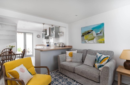 Mousehole Cottage | Number Three - stylish 2 bed cottage with sea views in Mousehole, pet free
