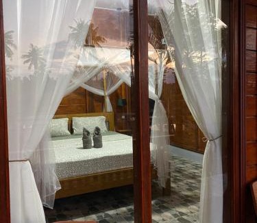 Riung Bed & Breakfast | Nuna Bungalows