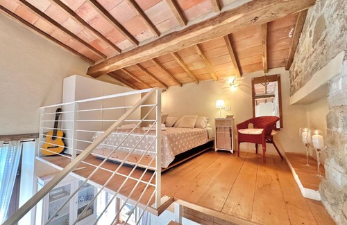 Montalcino Apartment | Nuovissimo Loft panoramico con giardino a Montalcino