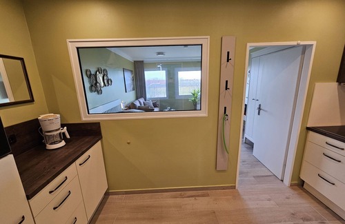 Ostholstein Apartment | Nur 80m bis zum Südstrand ~ Yachthafenblick ~ Wlan ~ Parkplatz