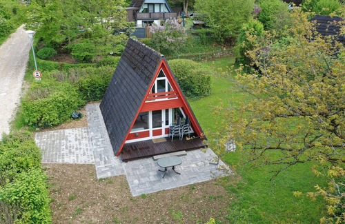 Kinding House | Nur Dach Haus 13