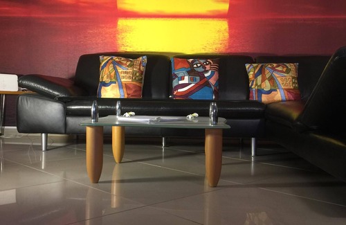 Rosstal Apartment | Nuremberg in 18 m. Exclusive, Coffee, Wifi, Group up to 4 p./Playmobil