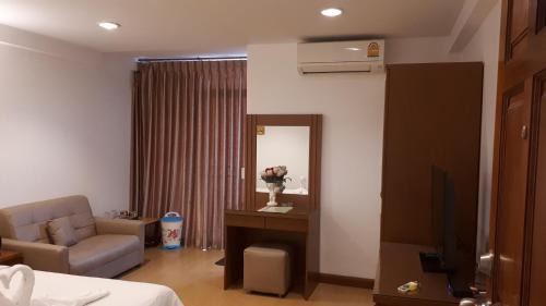 Racha Thewa Hotel | Nut Mansion Suvarnabhumi