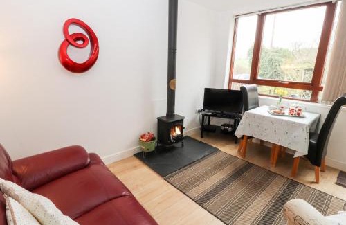 Ivegill House | Nuthatch