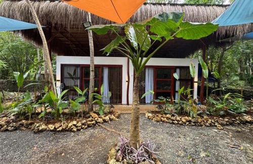 Catangnan House | NUTMEG Cottage Siargao- Private room