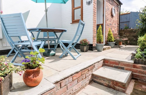 Tean Cottage | NUTWOOD COTTAGE, pet friendly, character holiday cottage in Tean
