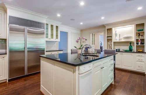 Buckhead House | NW Buckhead gorgeous Mediterranean 4 bed 3.5 bath house hot heated pool jacuzzi