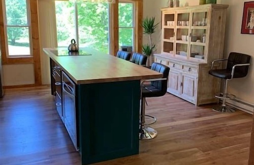 Jefferson House | NW Catskills, Private, Fully eq. kitchen 3 1/2 Bedrooms, Sleeps 7.nZen focus
