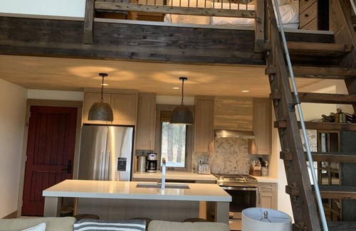 Eureka House | NW Montana Golf and Mountain Retreat Cottage