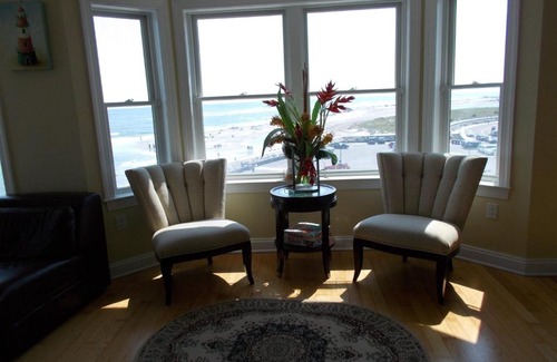 North Wildwood Apartment | NW101 West Spruce Avenue, Unit 404