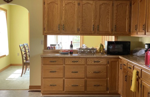 Mineville House | nwaterfront 3 bedroom house in central location