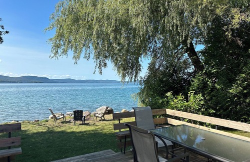 Algoma District Cottage | nWeekly rental, cozy rustic cottage to rent on the shores of Lake Superior