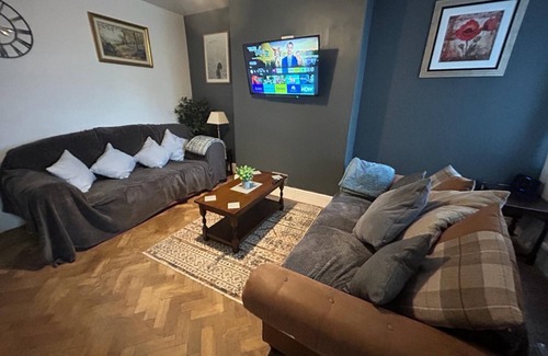 Crewe House | nWest Street House