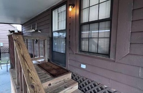 Plantation Island Cabin | nWood cabin with private dock