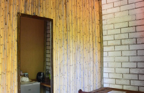 Kasane Cottage | Nxabii Cottages: Cottage 1 (Standard Cottage)