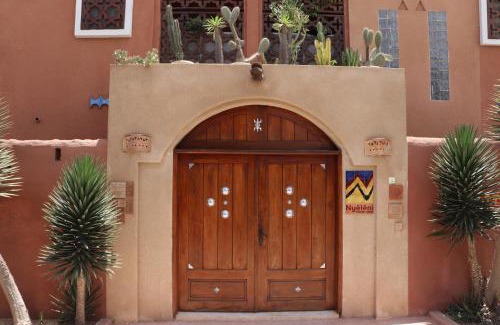Yof Bed & Breakfast | Nyéléni maison sahel