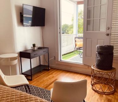 Schuylerville Apartment | NY3182-9 Private Office w Double SofaBed Keypad