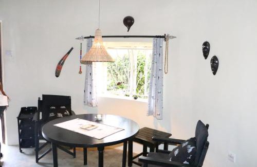 Nairobi Cabin | Nyati Hill Cottages