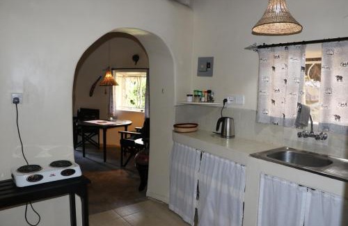 Nairobi Cabin | Nyati Hill Cottages