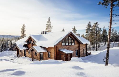 Idre House | Nybyggd fjällstuga, egen bastu & panoramautsikt för 10 pers