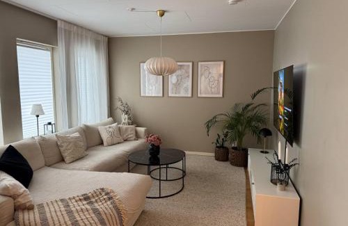 Norr Villa | Nybyggt radhus med egen barnvänlig trädgård