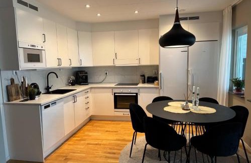 Norr Villa | Nybyggt radhus med egen barnvänlig trädgård