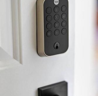 Fair Lawn Apartment | NYC Access 4BR Duplex Sleeps 10, Free Parking