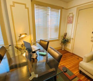 East Bronx Apartment | NYC Cozy Private Bedroom with Free Parking & Near Subway - Business & Tourists