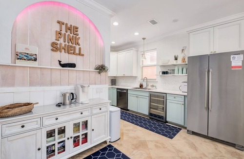 Clipper Cove House | NYE Heated Pool | Foosball Arcade Family Fun