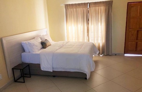 Nelspruit House | Nyota Guesthouse