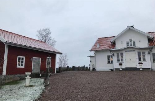Atvidaberg Municipality Apartment | Nyrenoverad stuga nära naturen