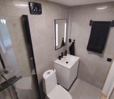 Sala Apartment | Nyrenoverat Gästhus i centrala Sala