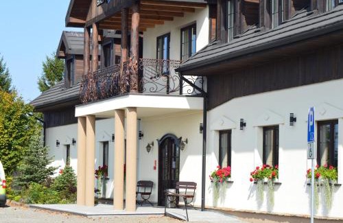 Wojciechow Bed & Breakfast | Ośrodek Biały Lew