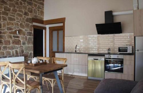 Bolmente Apartment | O Fogón Casa Ferrador Ribeira Sacra