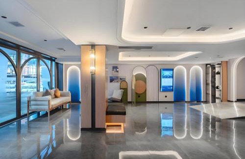 Liwan Hotel | O LIVE Social Hotel Guangzhou Station Baima Clothing City