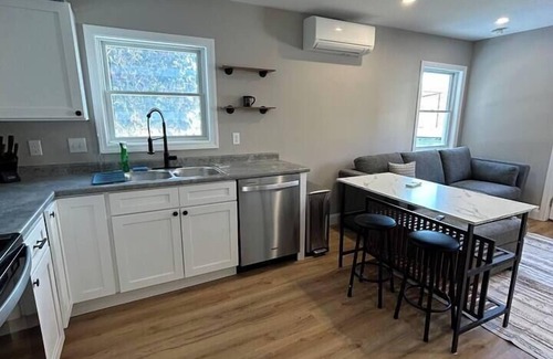 Old North End Apartment | O.N.E. Hideaway | pet friendly | sleeps 6