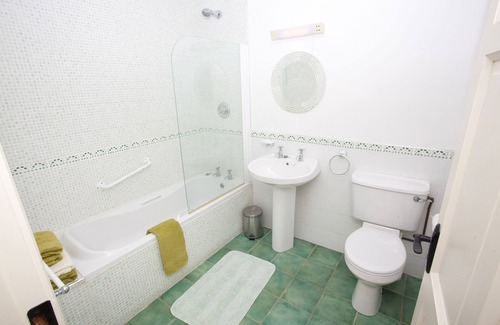 Ardrahan House | O'Neill Holiday Homes