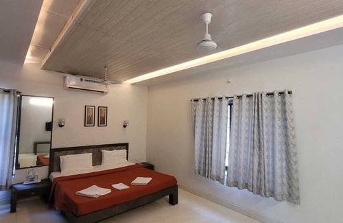 Devrukh Hotel | O'Nest Luxury Home Stay