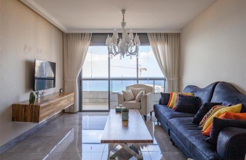Bat Yam Apartment | Oַ&O Group- Mini Penthouse 3BR Sea View Bat-Yam