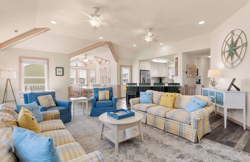 Whalehead Beach House | O'Shinn View: Short Walk to Beach | Pool, Hot Tub