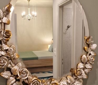 Mirties House | O Sole Mio