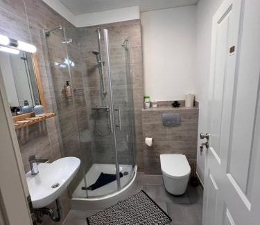 Adenau House | O&W Ferienhaus mit Pool nähe Nürburgring, Adenau